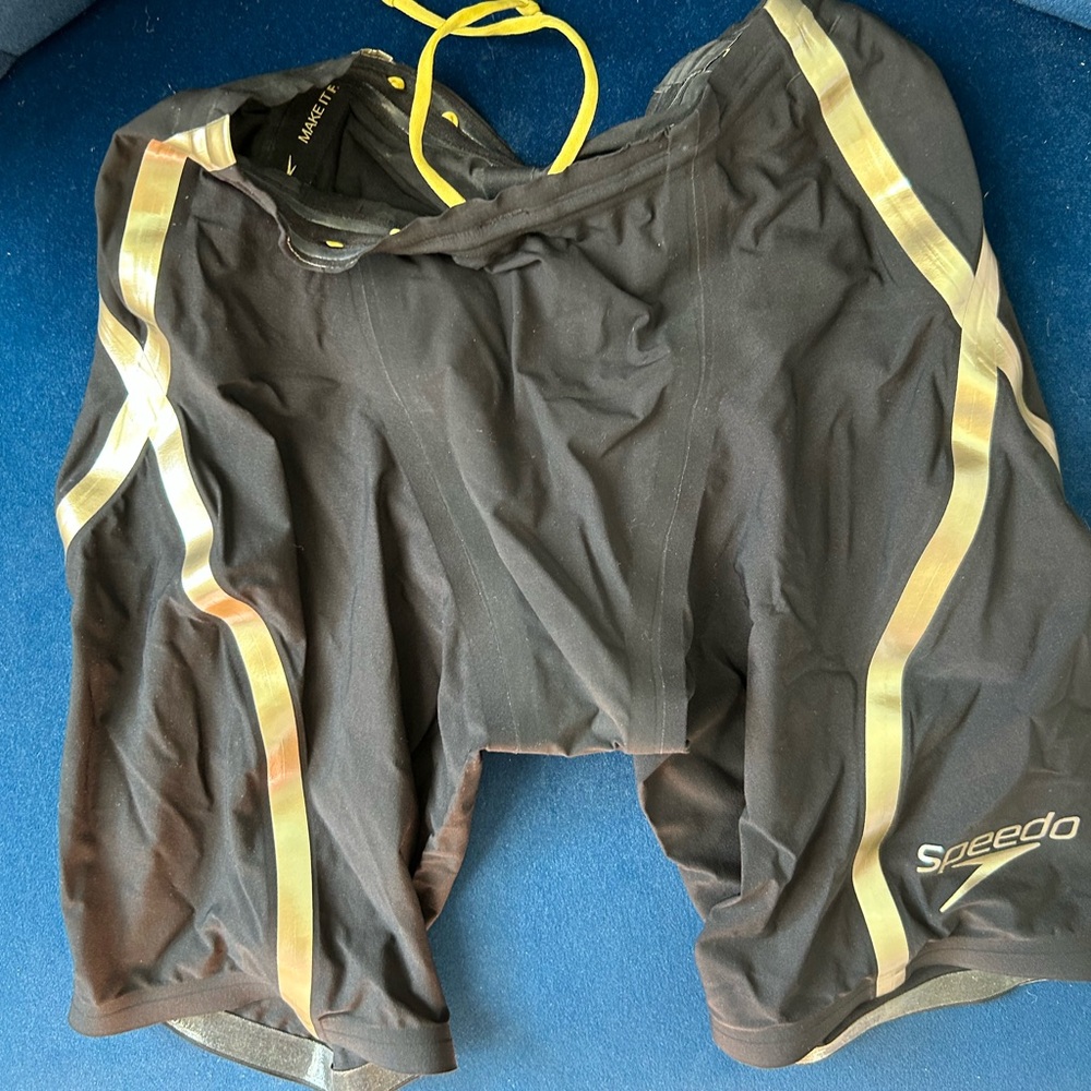 Speedo LZR racing Jammer Size 24